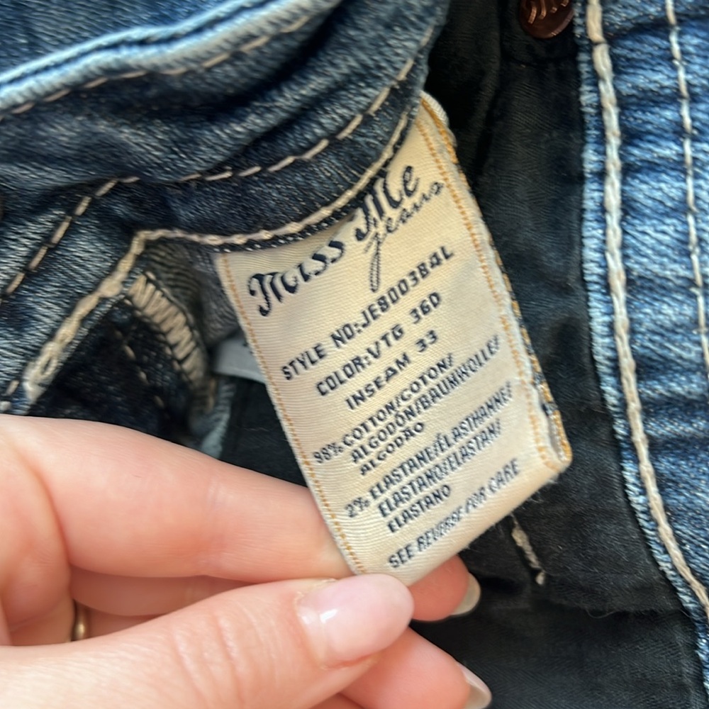Miss Me Signature-Rise Boot Cut Jeans - Picture 12 of 14